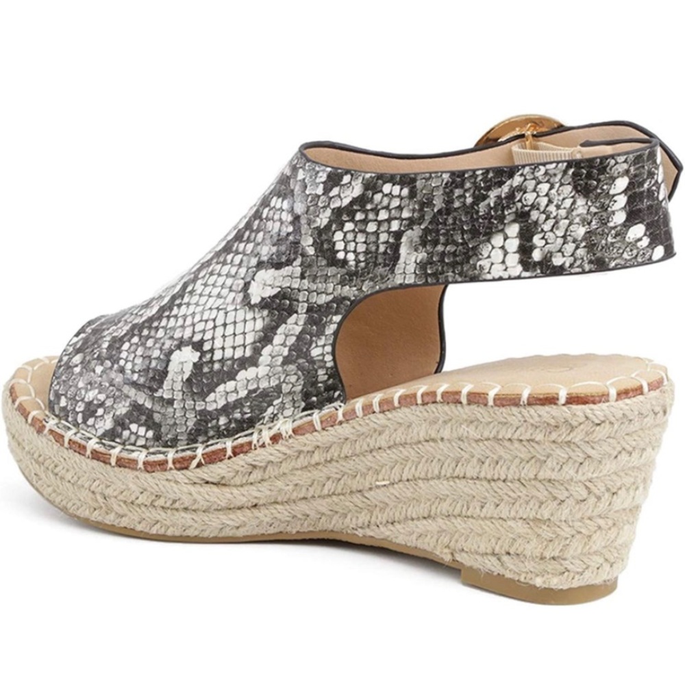 Snakeskin Pattern Platform Sandals With Silver Bu… - image 2